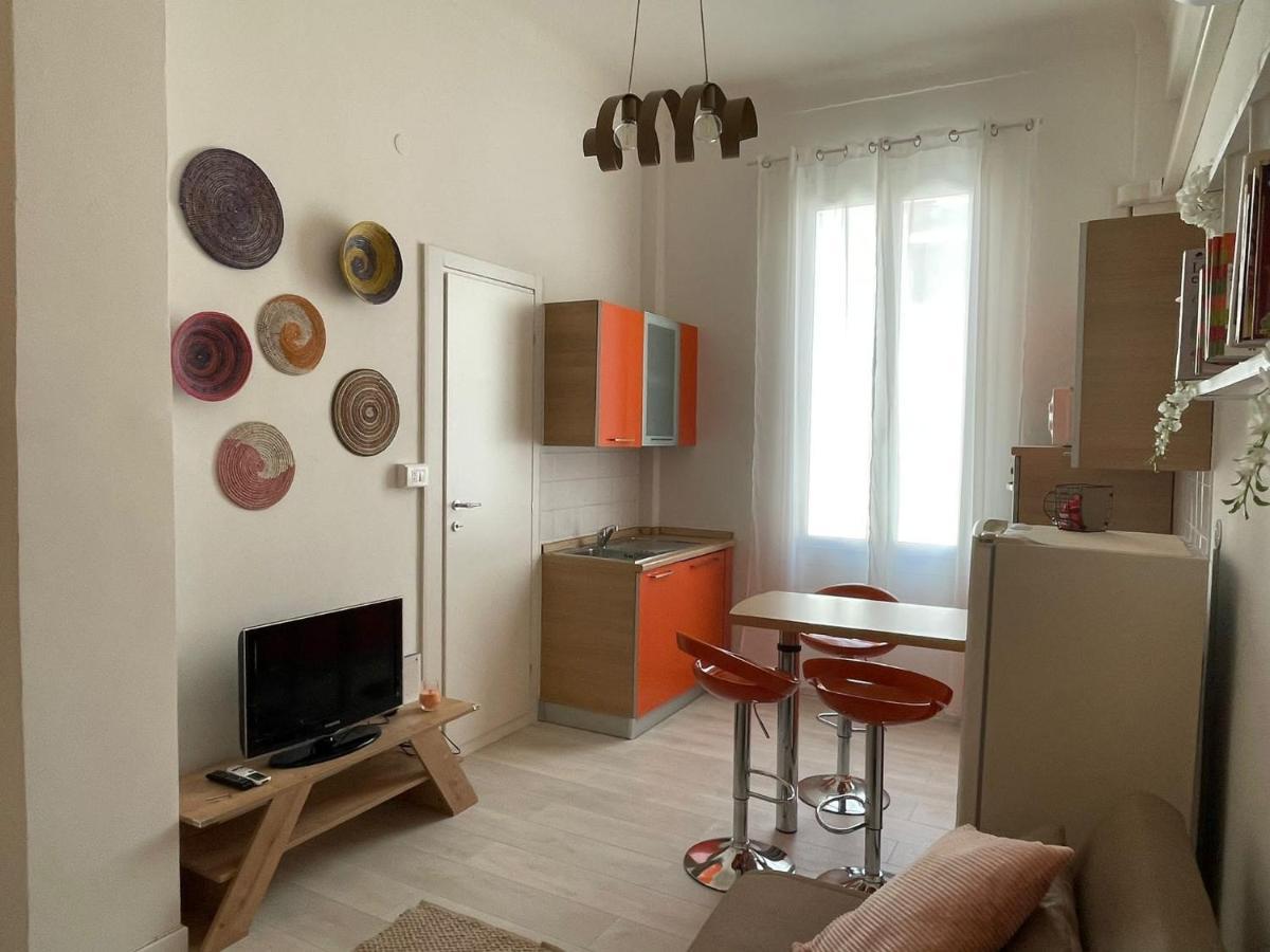 Ferienwohnung Casa Arcobaleno Ventimiglia Exterior foto